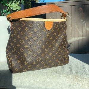 Authentic delightful MM